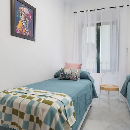 Santa Catalina Moderno Appartement *